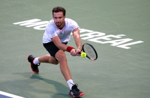 Эрнест Гулбис продолжает успешное выступление на турнире в Монреале