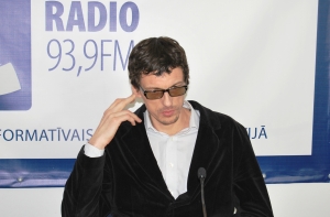 Центр ислама: непрактикующие мусульмане могут начать насиловать женщин (АУДИО)