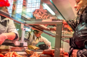 В Латвии снизились цены на продукты питания