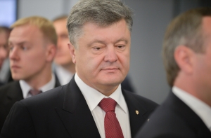 Руководство НАТО отказалось встречаться с Порошенко