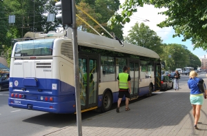 Полиция: к аварии с мотоциклом может быть причастен троллейбус