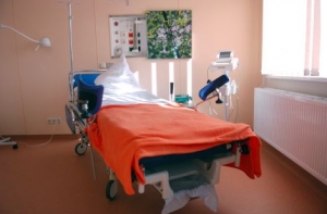 Насилие в Кокнесе: пострадавшего младенца скоро выпишут из больницы (АУДИО)