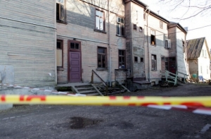 За снос сгоревшего дома на улице Буру будут платить его совладельцы