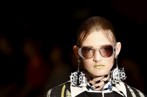 Неделя моды в Милане: коллекции Prada, Moschino и Emporio Armani (ФОТО)