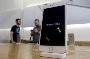Новый iPhone установил рекорд продаж в первый уик-энд