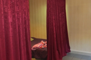 В Латвии задержаны две группировки сутенеров (ФОТО)