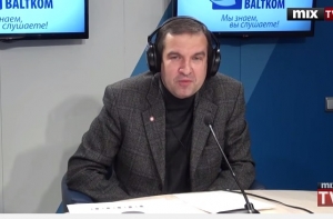 Эксперт: Белевич готовит общество к платной медицине (ВИДЕО)
