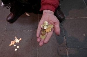 Всемирный банк сдвинул черту бедности до 1,9 доллара в день