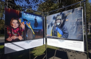 Очевидцы: выставка «Люди Майдана» возобновила работу