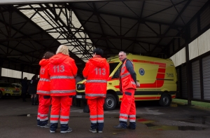 Подростки нанюхались клея и попали в больницу