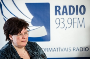 Эксперт: усыновленный ребенок не может быть бизнес-планом (АУДИО)