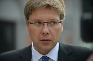 Ушаков: Рижская дума запретит беженцам ночевать на рынке и вокзале (АУДИО)