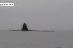 Извержение вулкана в Азовском море создало остров (ВИДЕО)