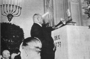 28 октября в истории Латвии: день факелов