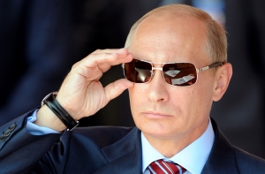 В России изобразили портрет Путина на огромном сапфире