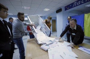 Явка на муниципальных выборах на Украине составила 46,62%