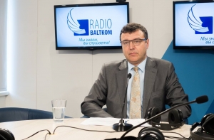 Исполнять обязанности министра сообщения будет Рейрс