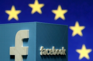 Facebook предлагает добавить на аватар флаг Франции