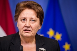 Премьер: теракты во Франции изменят Европу