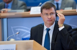 Домбровскис: при оценке Еврокомиссией госбюджета проблем не возникнет
