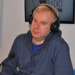 Эксперт: дальнобойщики настроены зарабатывать, а не пить в пути (АУДИО)