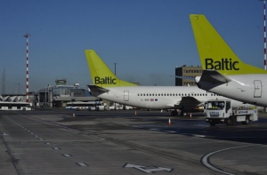 Эксперт: самолеты Sukhoi не подходят для имиджа airBaltic (АУДИО)