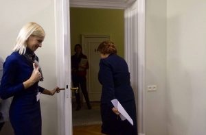 Лаймдота Страуюма подала в отставку (АУДИО, ВИДЕО)