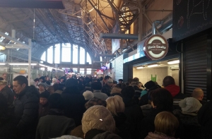 Новый год на Центральном рынке: каждый ищет кусок мяса получше (ФОТО; АУДИО)