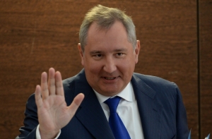 Рогозин отбрил шутивших над «выстрелом в ногу» цитатой Лаврова