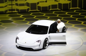 Volkswagen пообещал начать продажи электромобиля к 2020 году