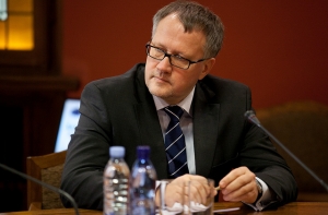 Минфин: госбюджет финансирует не только военную отрасль (АУДИО)