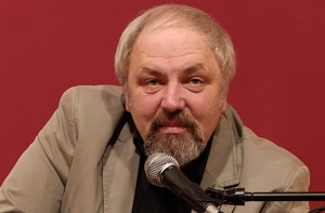 Телеведущий Феликс Разумовский объявлен персоной нон-грата в Латвии