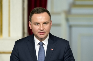 Президента Польши оштрафовали за нарушение правил парковки