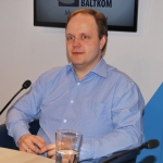 «Хакер Нео»: с «Исламским государством» можно бороться и в сети