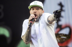 Солисту Limp Bizkit запретили посещать Украину