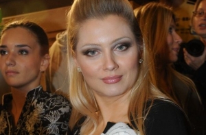 Писательница Лена Ленина советует соблазнять мужчин с пылесосом