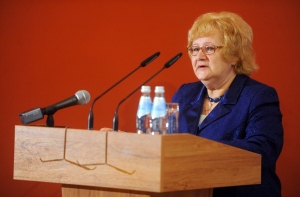 Депутат: 139 евро – справедливое пособие для беженца (АУДИО)