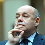 Экс-министр культуры РФ: запретами власти стран Балтии вредят только себе