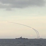 Минобороны РФ опубликовало видео обстрела боевиков ИГИЛ с субмарины (ВИДЕО)