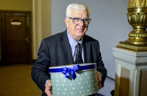 Раймонд Паулс: а чем цифра 80 отличается от 60? (ВИДЕО)