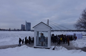 В Риге прошли Крещенские купания (ФОТО,ВИДЕО)