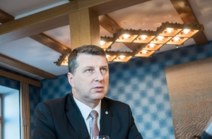 Президенту Латвии проводят операцию на сердце (ДОПОЛНЕНО, АУДИО)