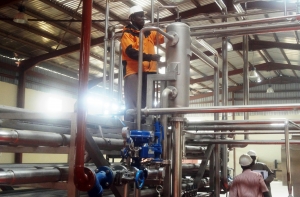 Эксперт: американскую нефть уже не продают, а отдают с доплатой (АУДИО)