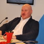 Специалист: падение цен на нефть ощутим через месяц (АУДИО)