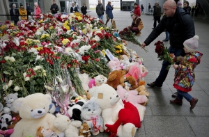 Семьи жертв крушения A321 подадут в суд на владельца самолета