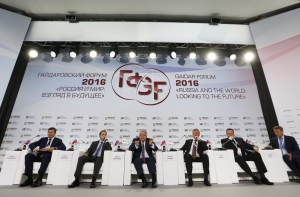 Носки Чубайса стали предметом бурного обсуждения в интернете (ФОТО)
