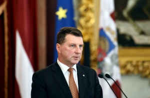 Президент на время болезни передал полномочия спикеру Сейма
