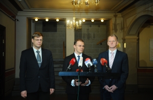 Нацблок поддержал правительство Кучинскиса