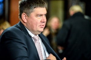 Калвитис назвал новых министров «загнанными лошадьми»