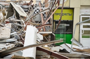 Подземный переход обрушился при сносе палаток в Москве